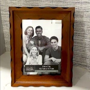 5 x 7 tabletop frame, BRAND NEW